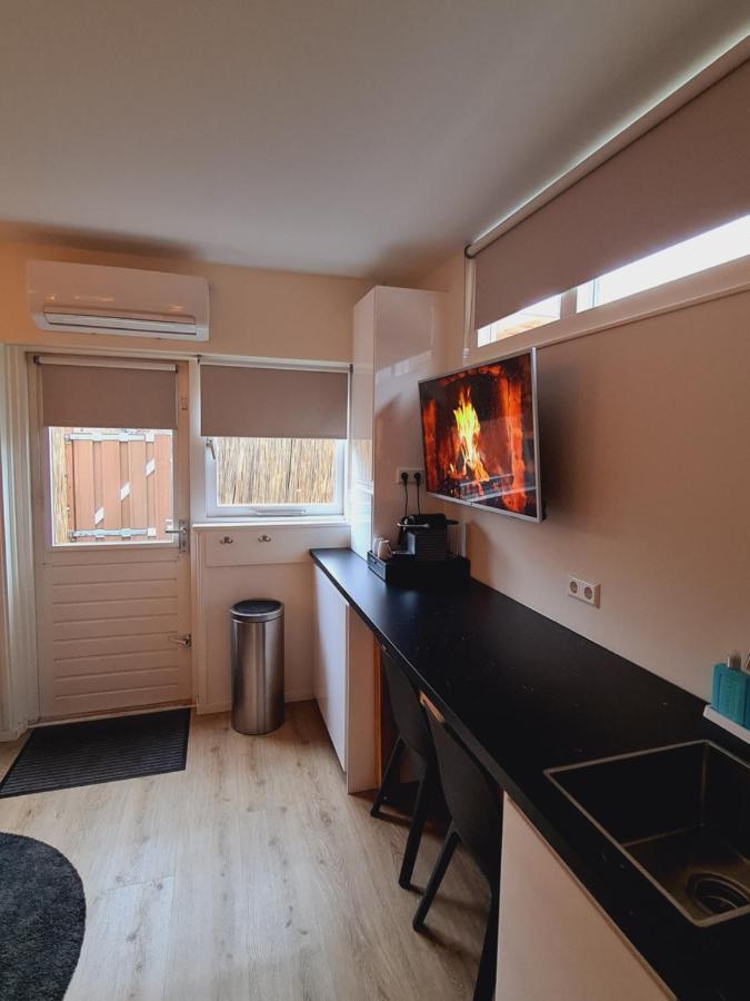 Studio Baarn With Patio, Airco, Pantry, Bedroom, Bathroom, Privacy - Amsterdam, Utrecht Kültér fotó